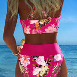 Bikinis su Gėlėtu Iškirpte ir Kontrastiniais Elementais