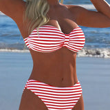 Bikini su Aukštu Juosmeniu ir Trikampio Formos Liemenėle, Dvidalis