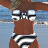 Bikini su Aukštu Juosmeniu ir Trikampio Formos Liemenėle, Dvidalis