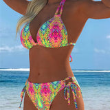 Spalvingi bikinis su dizainu ant kaklo dirželiais