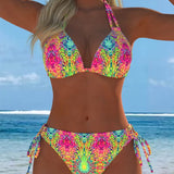 Spalvingi bikinis su dizainu ant kaklo dirželiais